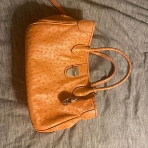 Dooney & Bourke